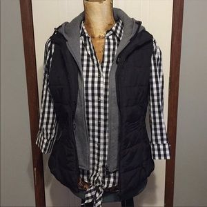 Marilyn and Me black zip up puffer vest